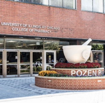 UIC College of Pharmacy
                  